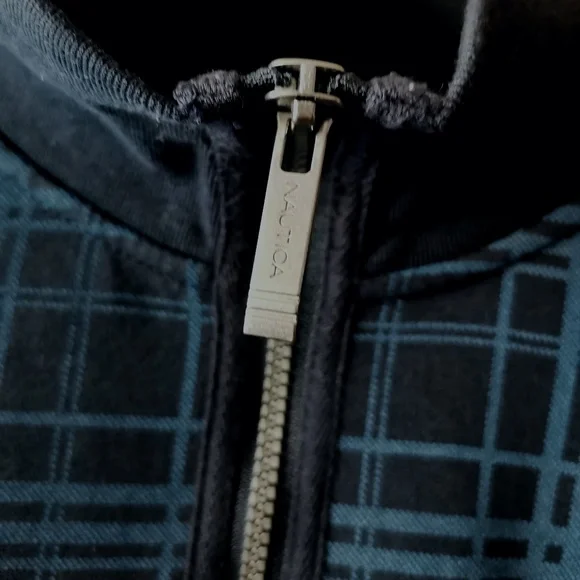 NAUTICA Plaid Quarter-Zip Sweatshirt - (L) - Picture 4 of 10